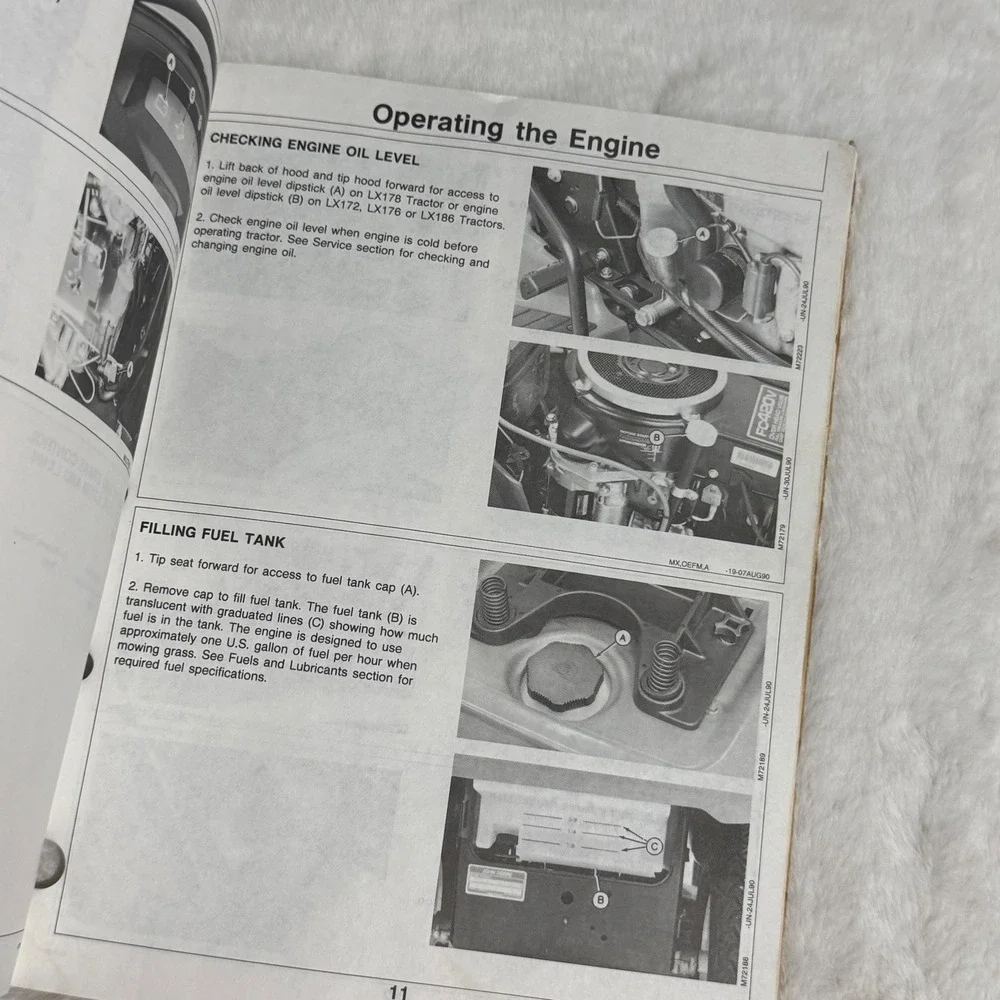 John Deere LX172 LX176 LX178 LX186 Lawn Tractor Operators Manual OMM111804